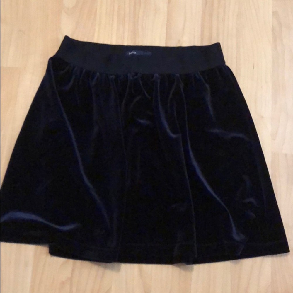 Gap kids velvet navy blue skirt
